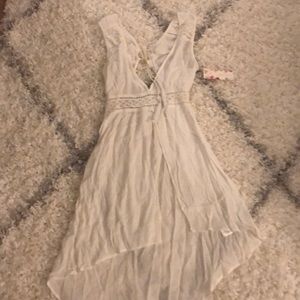 White beach cover up